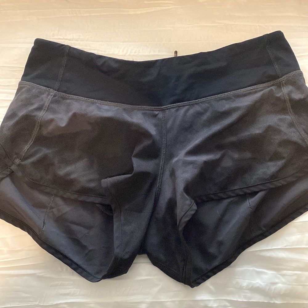 Size 4 Lululemon Speed Up Shorts